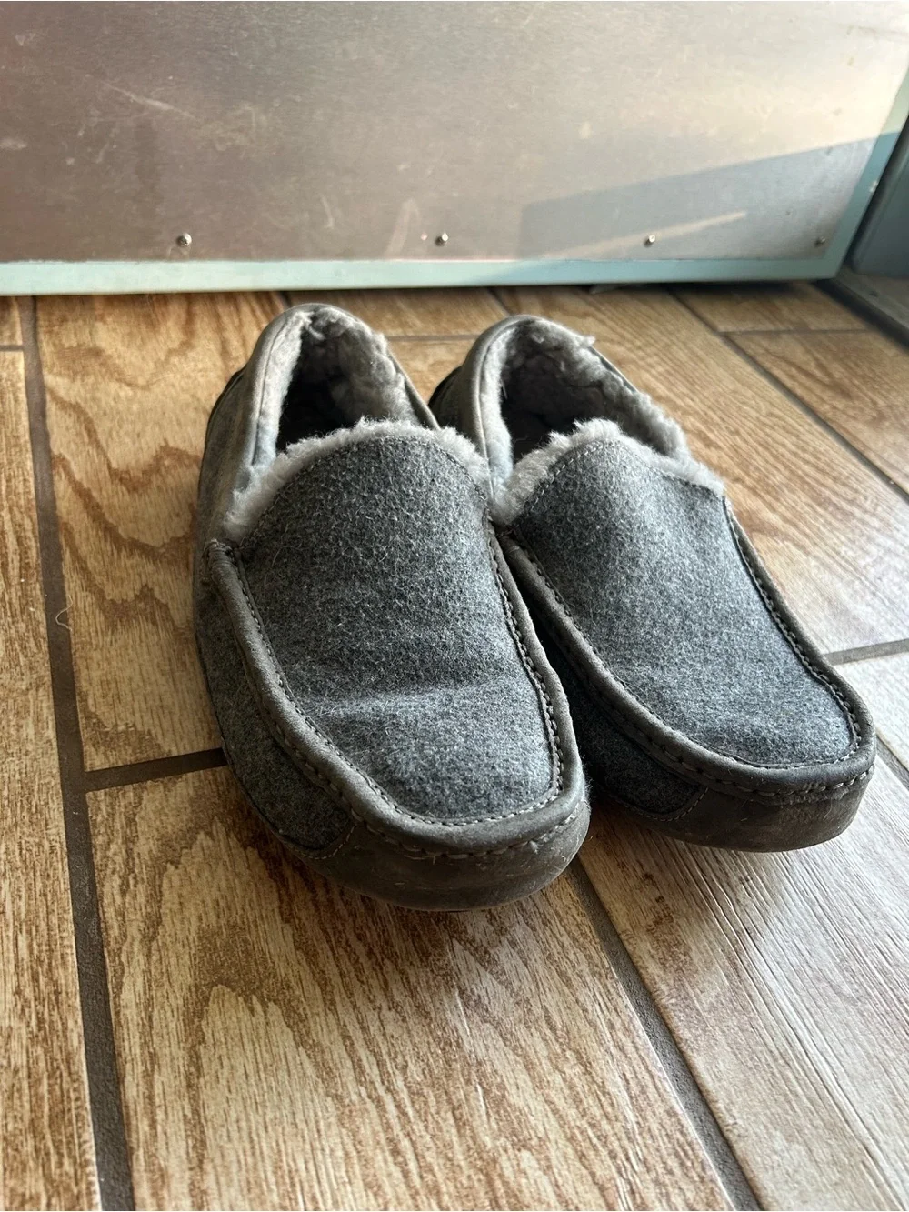 Men's UGG Australian Ascot Wool Moccasin Indoor Outdoor Slippers Cozy Gray 11